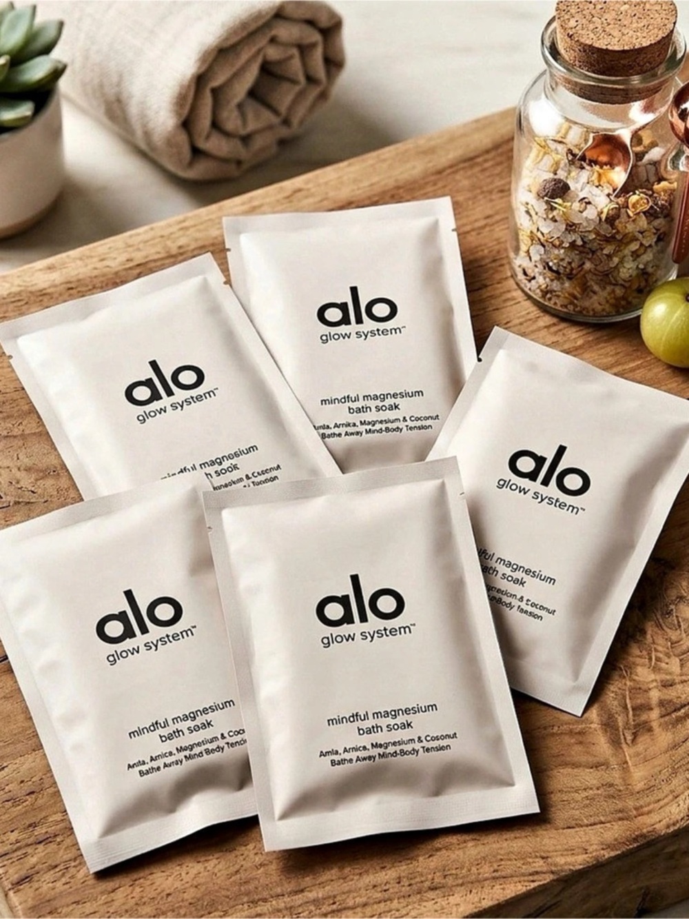 ALO Beauty Wellness Health Alo Scent Mindful Magnesium Bath Soak NWT